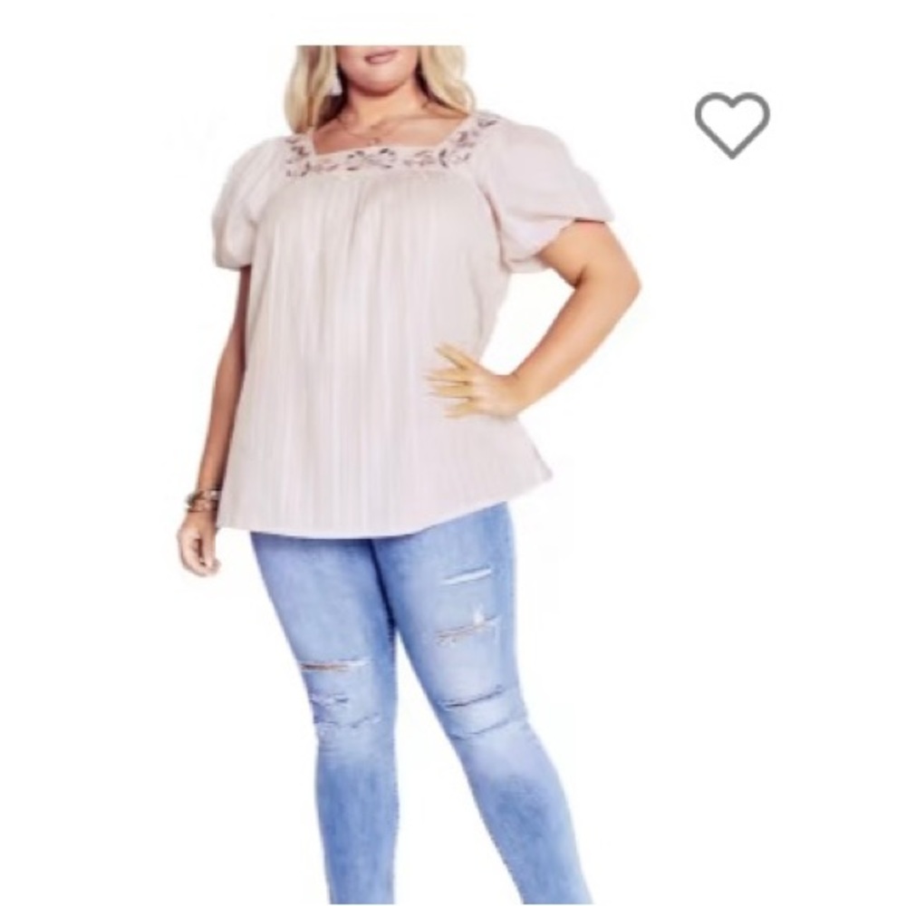 Romantic lavender puff sleeve top size 26/28 dia & co